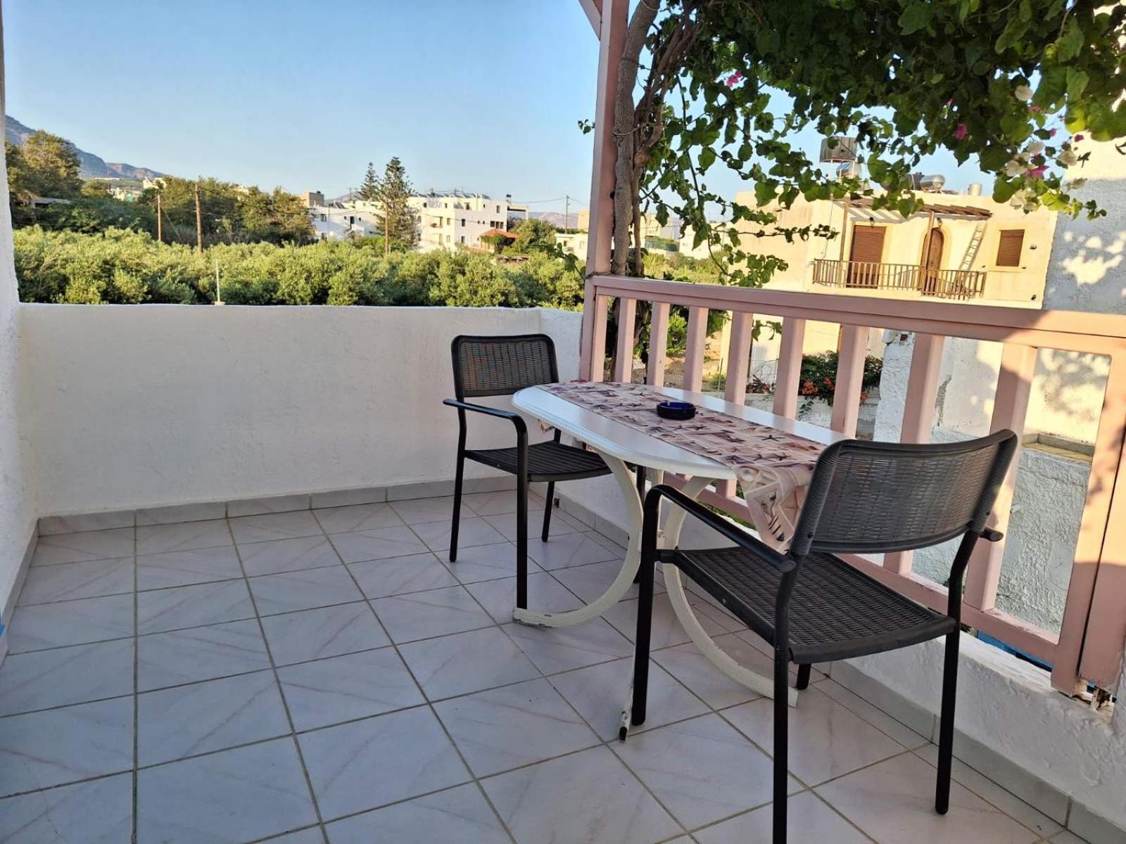 Makrýgialos Βig Βlue Apartments מראה חיצוני תמונה